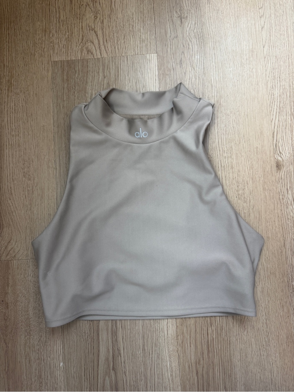ALO Yoga High-Neck Tank Top — Light Taupe